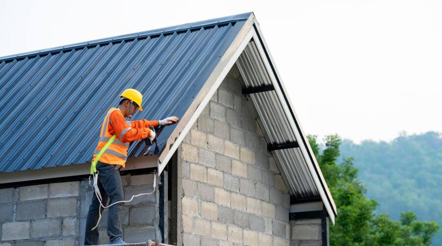Professional New roof installation in Chase, MI